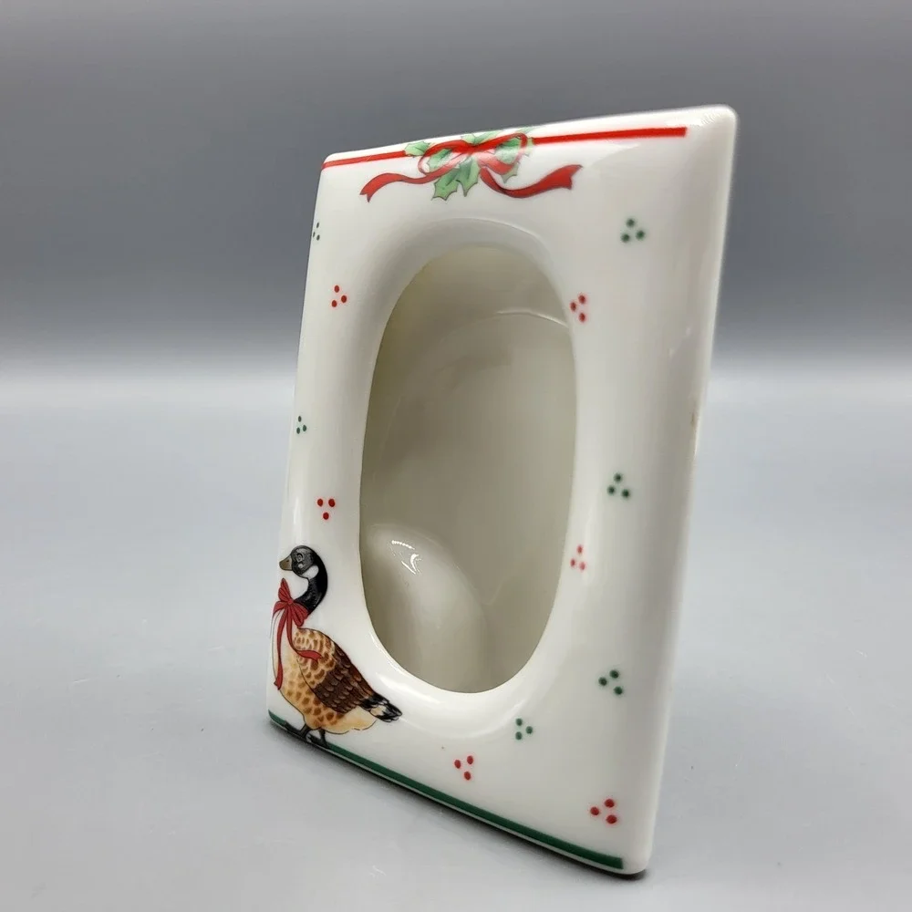 Holiday Ceramic Picture Frame Small Christmas Goose Holly White 4x3